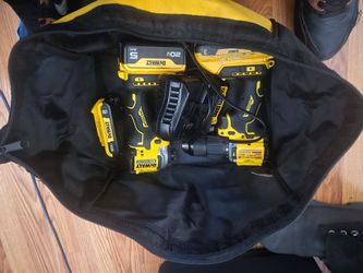 DeWalt 20V Brushless Drill & Driver Combo Kit