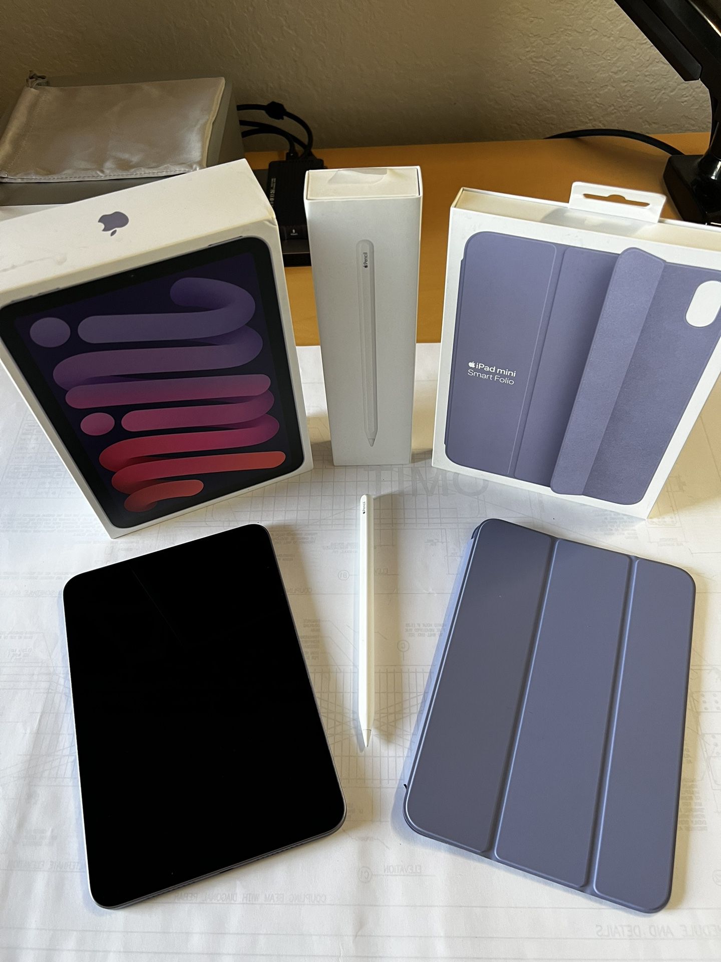 iPad Mini 6th Generation 64GB Purple BUNDLE