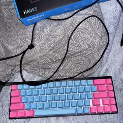 Durgod Hades keyboard with keycaps