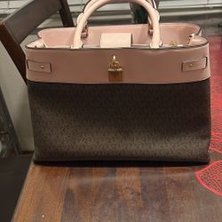 Michael Kors Tote