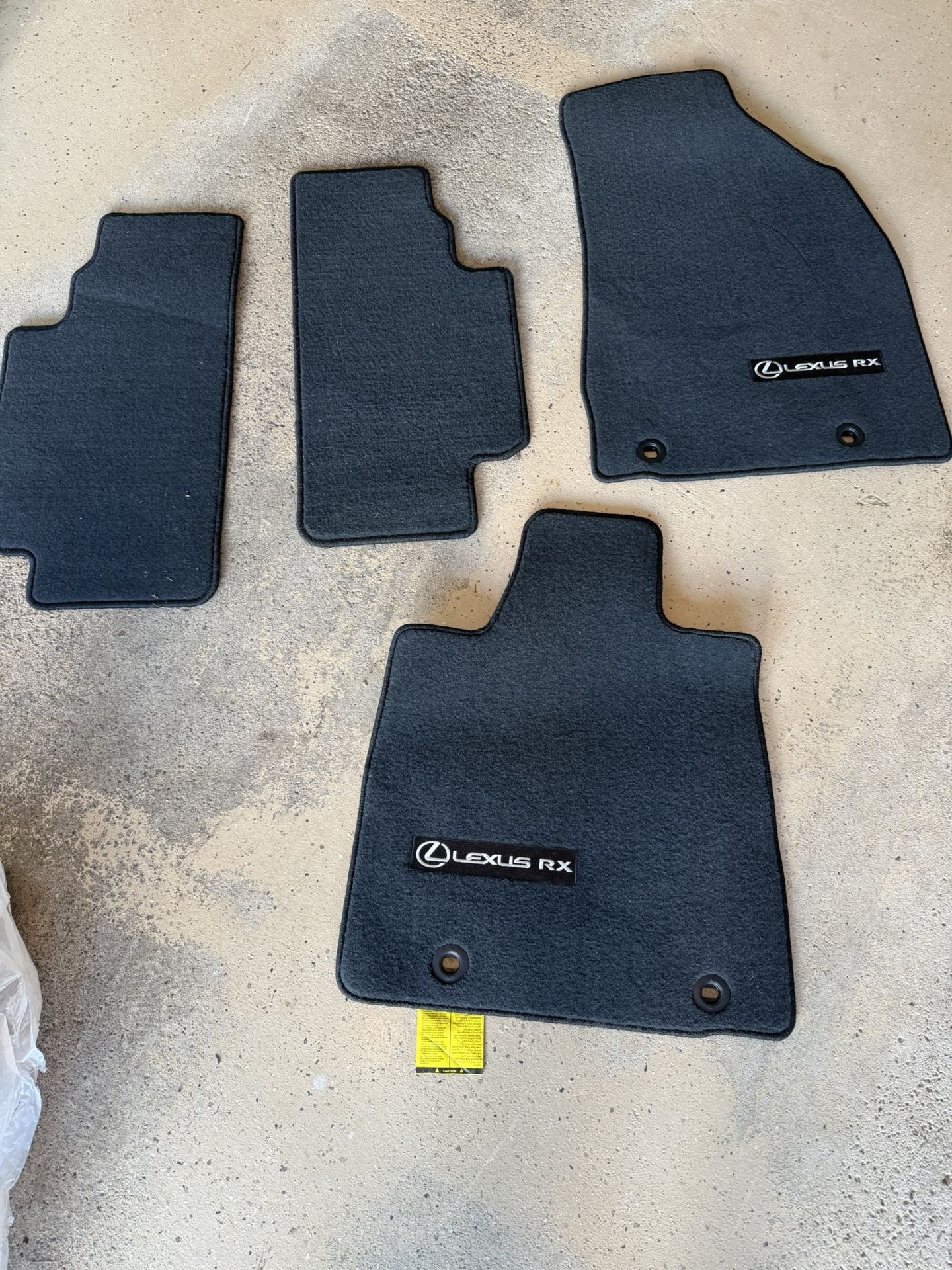 OEM Lexus RX350 Carpet Floor Mats – Full Set – Excellent Condition