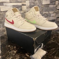 Air Jordan 1 Mid Grade School 