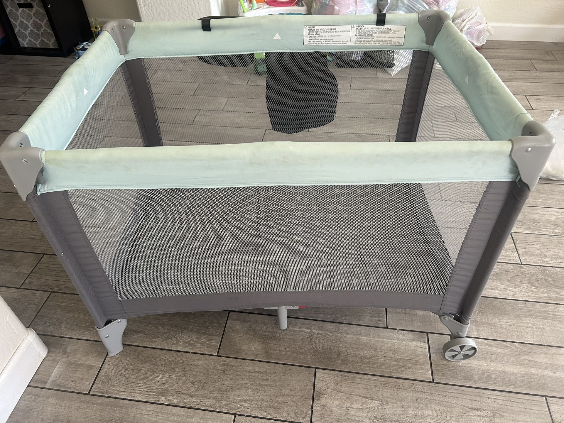 ๐ผ Graco Pack and Play โ Used w/ Bonus Storage