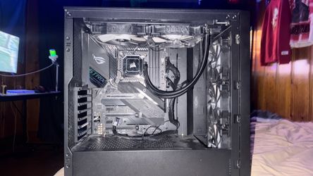 Pc comes with monitor pc does not have ram or a graphics card