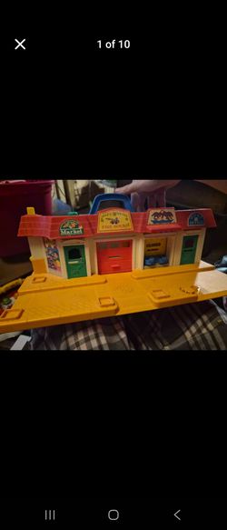 1986 Vintage Fisher-Price Little People Main Street Play Set