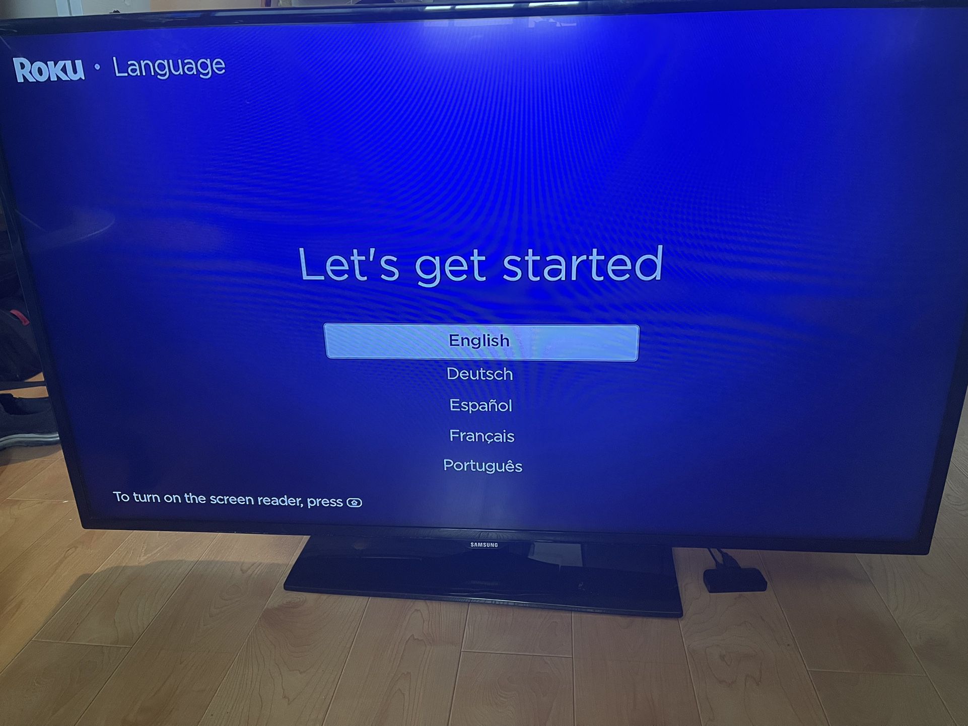 Samsung 55in TV With Roku Express