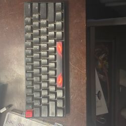 Working Keyboard (Red Switches) Hardly Used No Cable