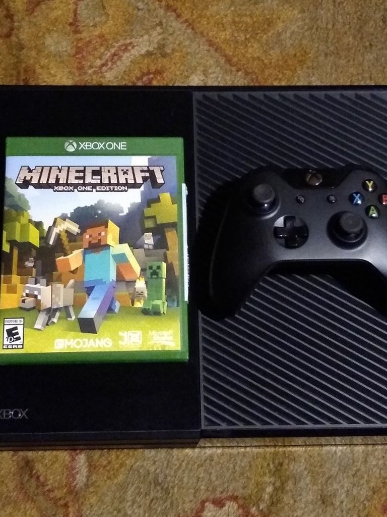 Xbox One Console & Controller + Minecraft