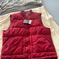 NEW St. John’s Bay Men’s Red Puffer Vest 
