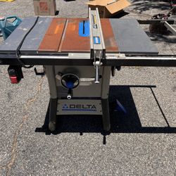 Delta Shop Table Saw w/ Extended Table