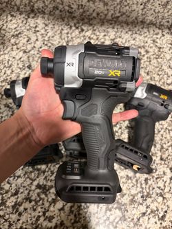 DEWALT 20V MAX XR Cordless Impact Driver (Tool Only)