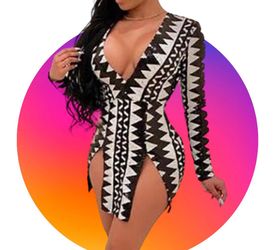 NWT-Women Deep V-Neck Long Sleeve Body con Sequined Night Club Mini Dress  SZ-XL for Sale in Miami, FL