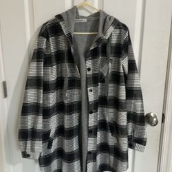 Flannel Shirt /jacket Size  2x Lightweight Black & White Plaid Pattern 