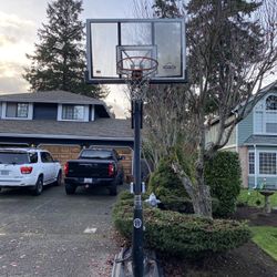 Basketball Hoop 