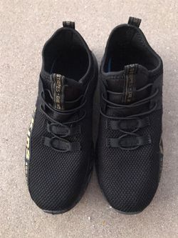 Light shoes 3.5 color black