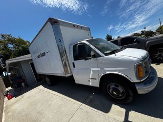 Box truck