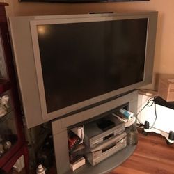 Panasonic 50" TV - PT50LC13 with matching Stand