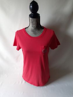 Ivory Ella women's red short sleeve graphic t-shirt size S