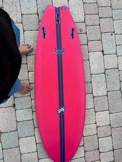 Lost surf board 5ft 4in