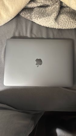 13.3 inch MacBook Pro 128gb grey, with charger