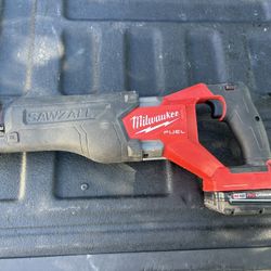 Milwaukee Fuel Saw all