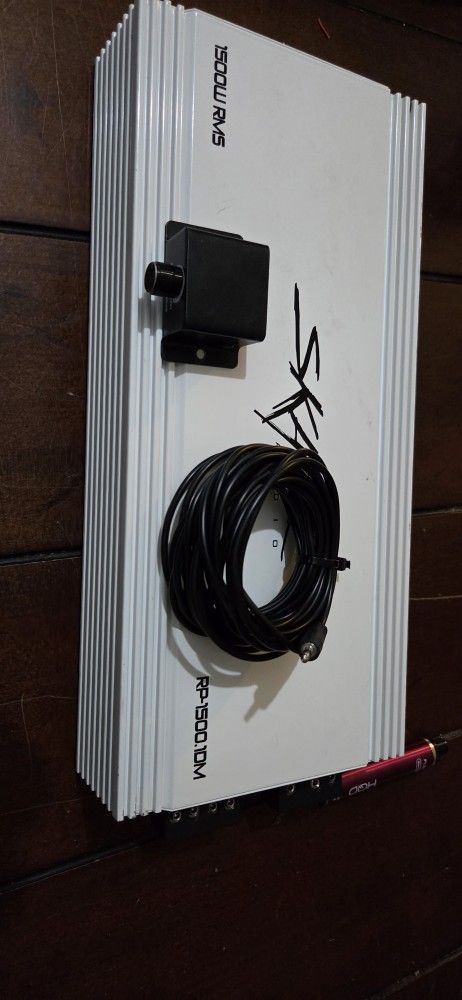1500w Marine Skar Amp Like New