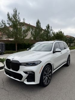 2021 BMW X7