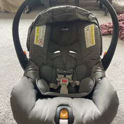 Chicco Keyfit 30 Infant Car seat With Additional Base