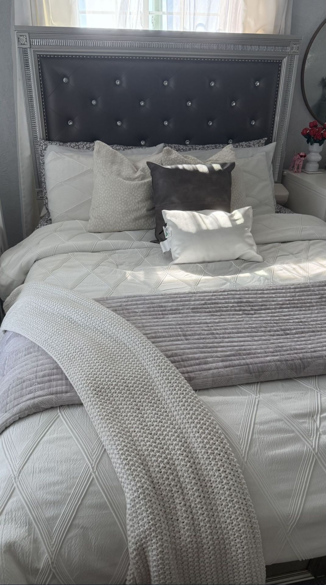 Silver Bed Set - Used Send Me An Offer