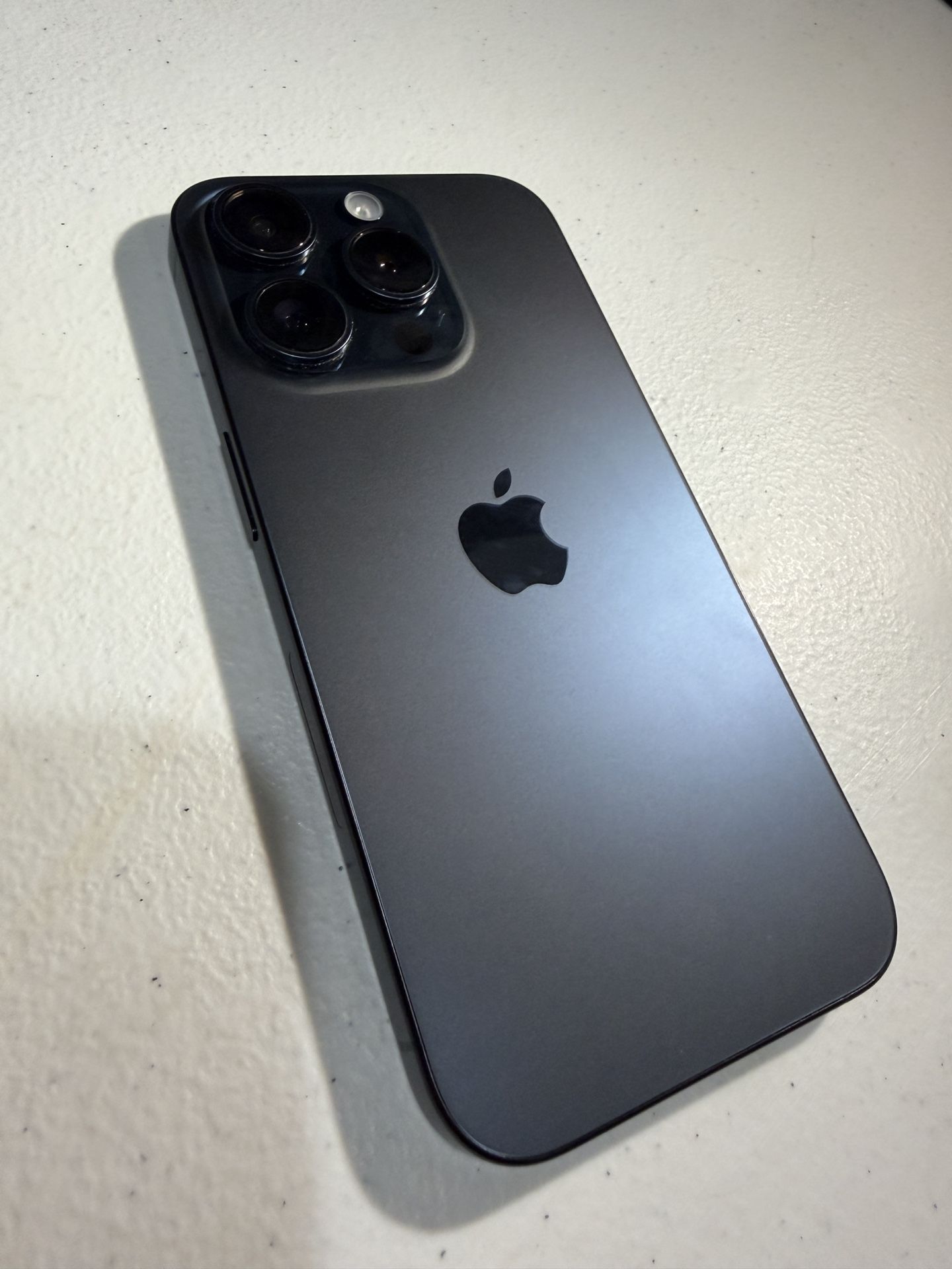 Apple iPhone 15 Pro 5G 256GB Unlocked (Titanium Blue)