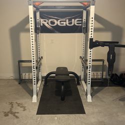 Power Rack With Bench And Accessories 