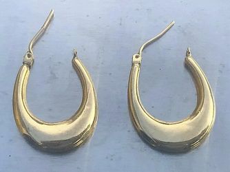 14k gold Vintage earrings