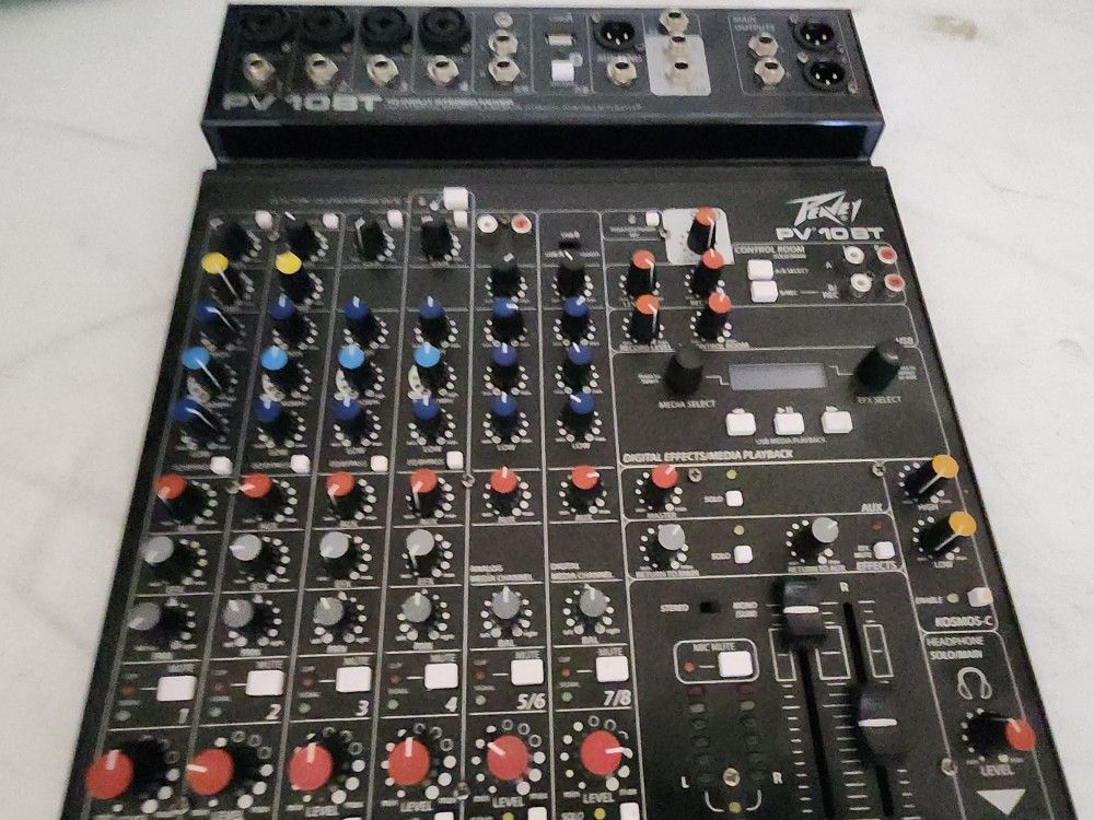 Mixer Peavey Pv10bt