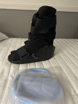 Orthopedic Foot Air Cast Boot And Shower Protector.