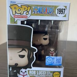 EXCLUSIVE LE BLACK HAT CHASE Rob Lucci w/ Hattori One Piece Funko Pop #1997