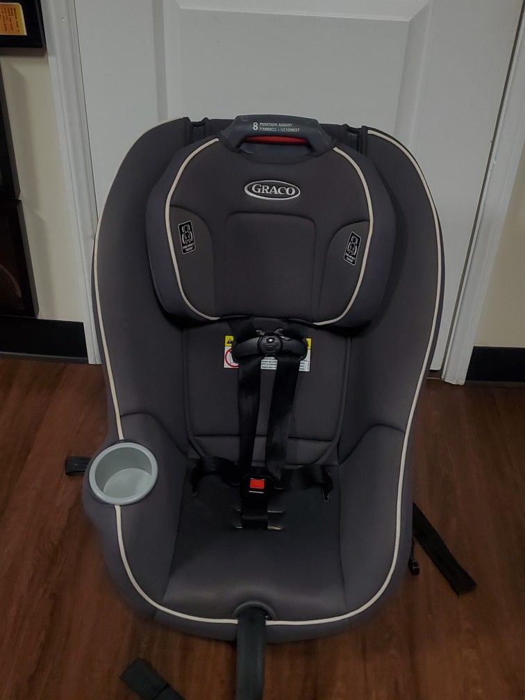 GRACO CONTENDER 65 CONVERTIBLE CAR SEAT 