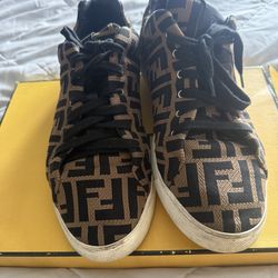Men’s Fendi Sneakers 7.5