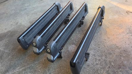 THULE roof rack ski/snowboard mount