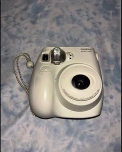 Fujifilm Instax Mini 7s Instant Camera - White