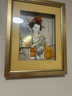 Japanese Geisha Doll Shadow Box Frame
