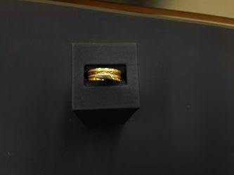 Ring - Wedding Band - Yellow Gold 14k (.585) 2.1 grams Size 10