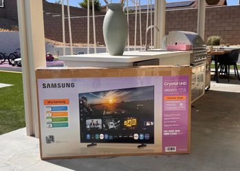 MV 55” Samsung smart 4k led Uhd tv
