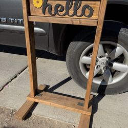 Plant Stand Wooden Hello 