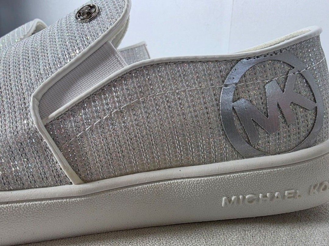 NEW Michael Kors MK Shoe, a slip-on sneaker, in Women's 6.5 / Girl's 5.