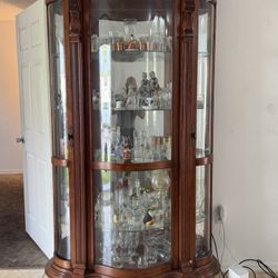 Elegant Solid Wood Curved Glass China Cabinet / Curio Display Cabinet
