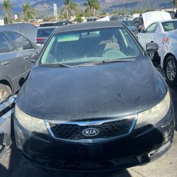 Parting Out Kia Optima 2010 Parts