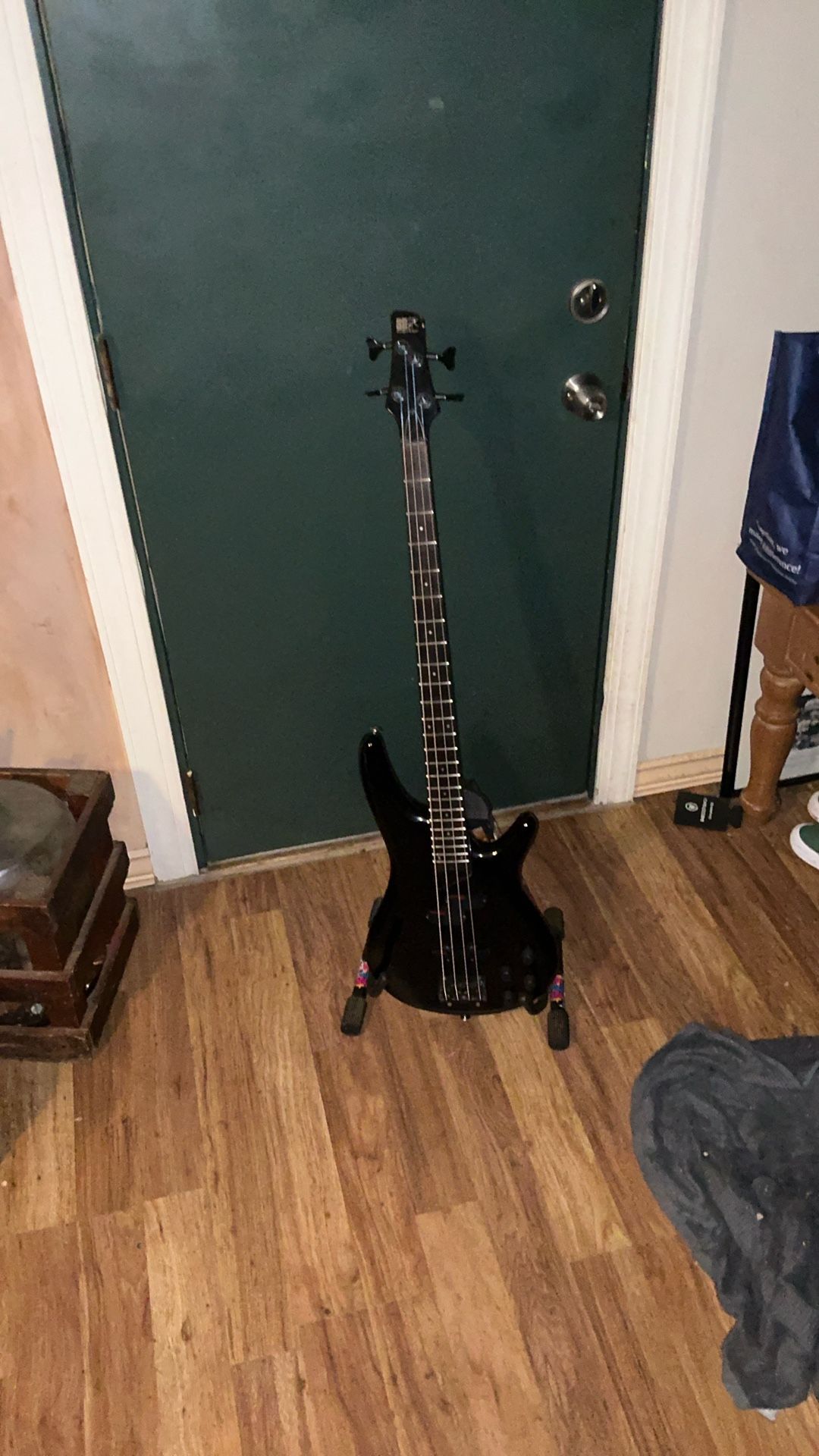 1989 Ibanez SR800 Bass. Made in Japan.