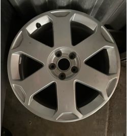 Audi S4 wheel