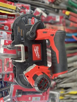 M12 12V Lithium-Ion Cordless Sub-Compact