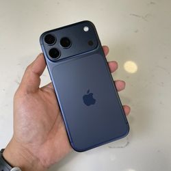 iPhone 17 Pro Max - Blue - 256gb - Unlocked - 100% BH